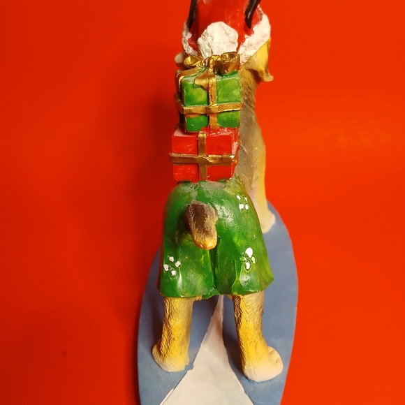 Old Time Pottery, Surfing golden  retriever dog figurine with Santa hat deliveri - Picture 5 of 6